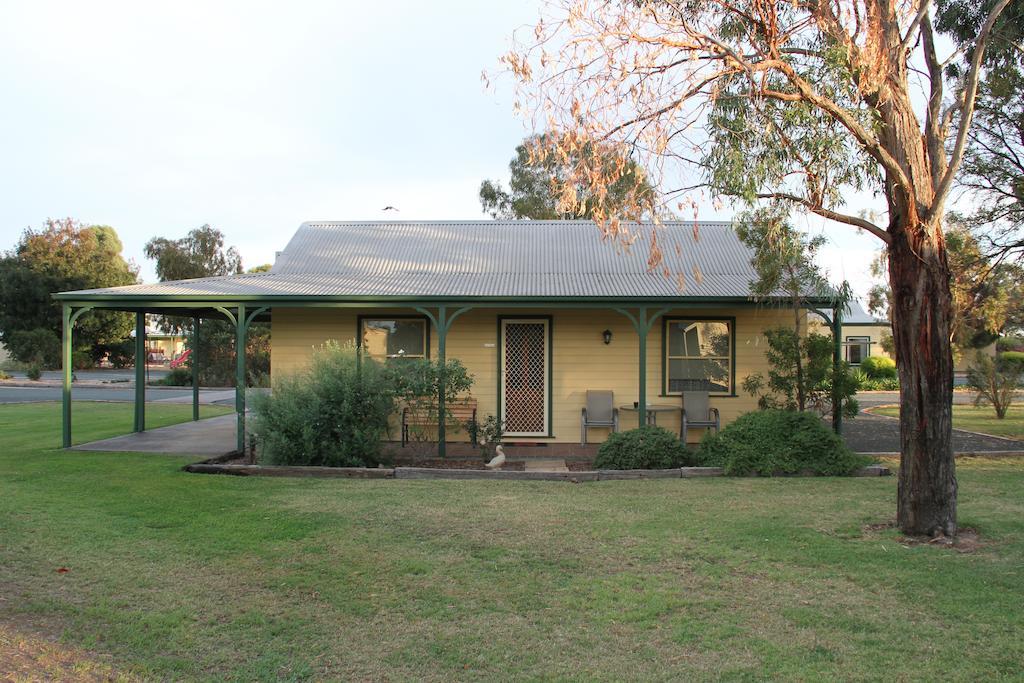 Murray River Resort Moama Rum bild